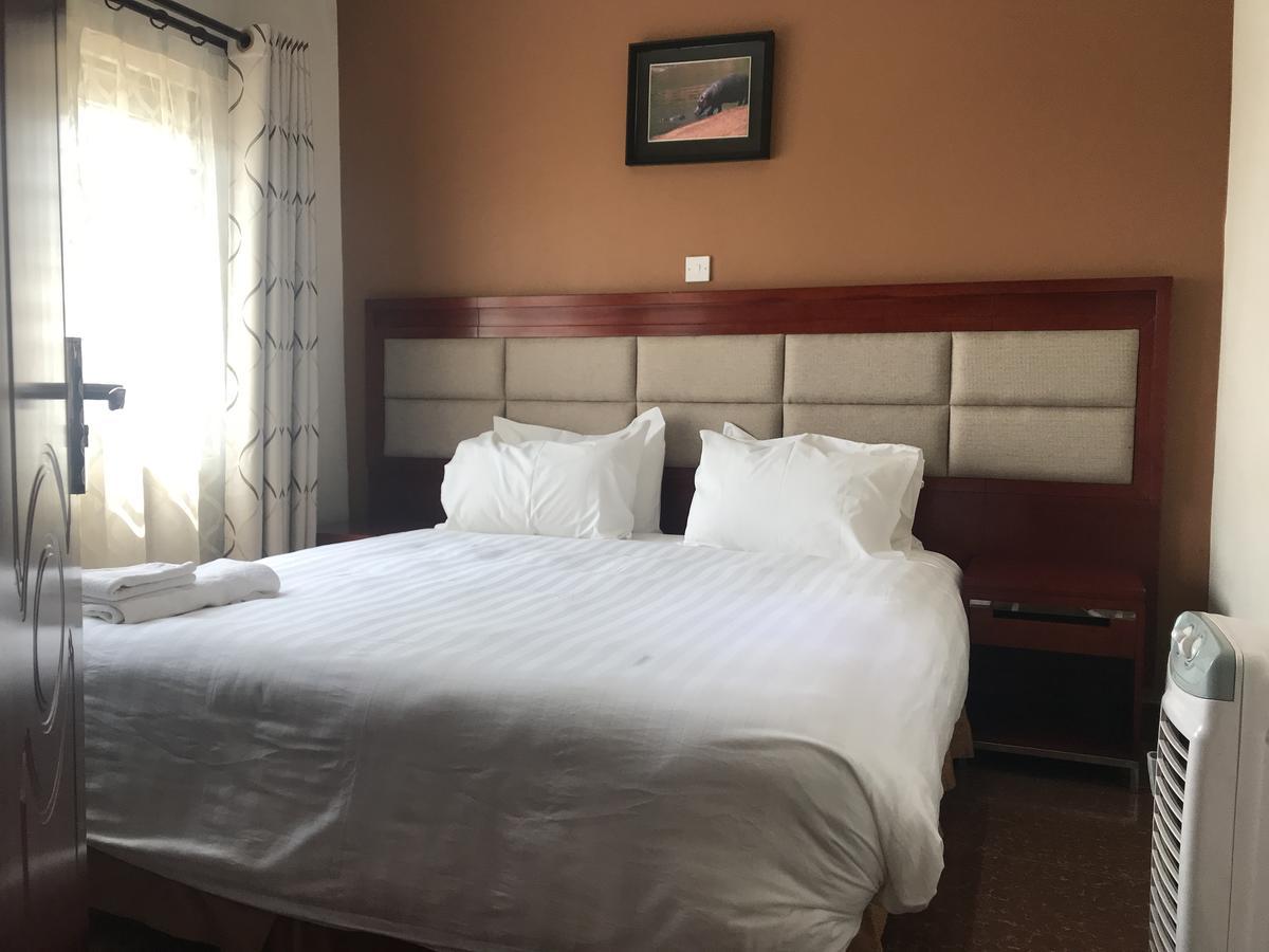 Northern Rock Hotel Mpika Kültér fotó